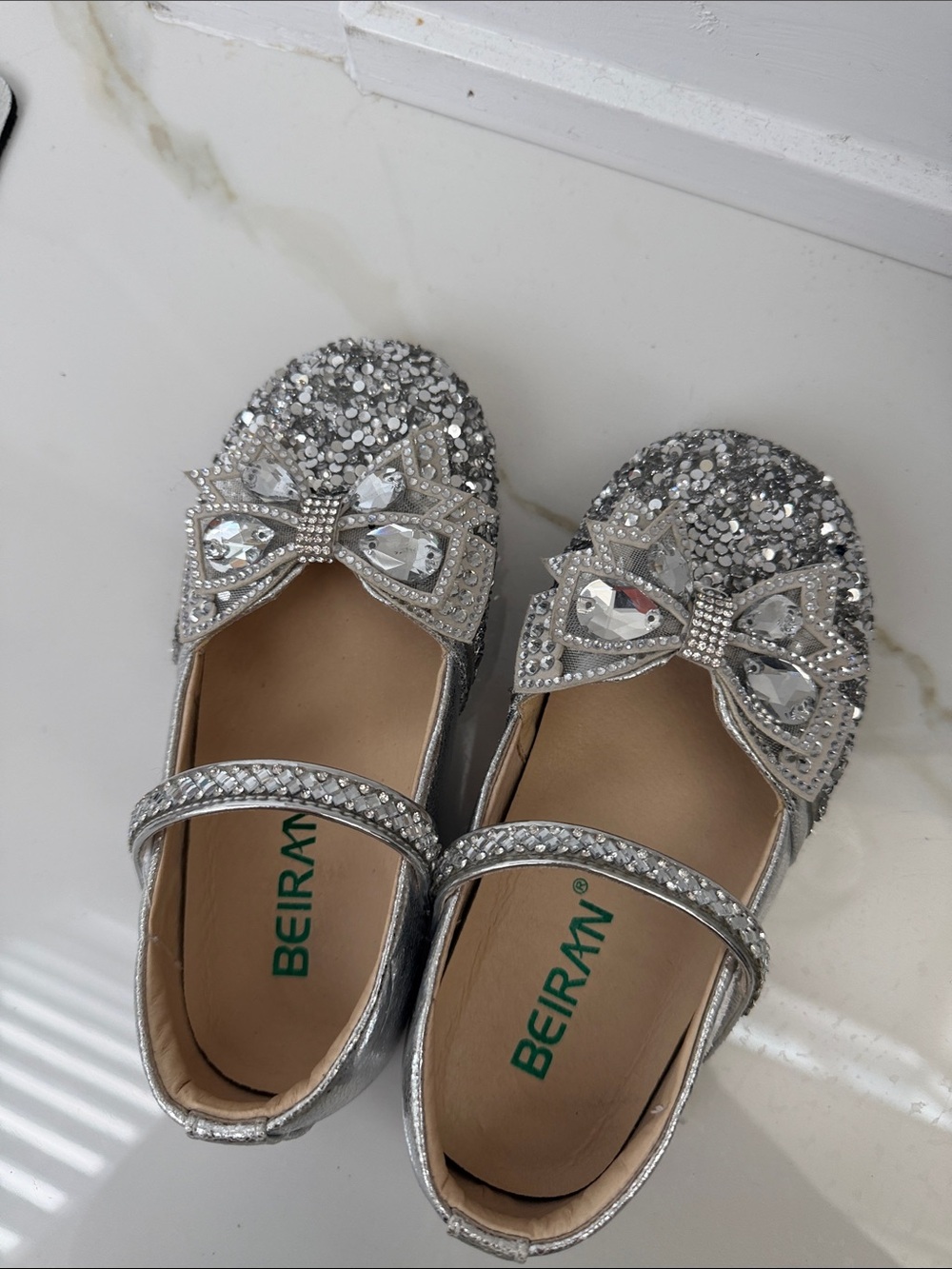 Beirann Silver Sequin Bow Mary Jane Kids Shoes